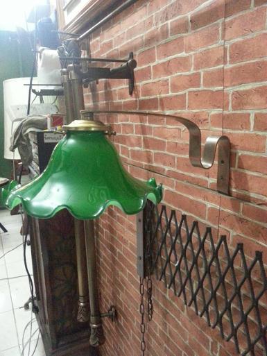Wall lamp Code WLTH001 size arm wide 1'' deep 25 cm.