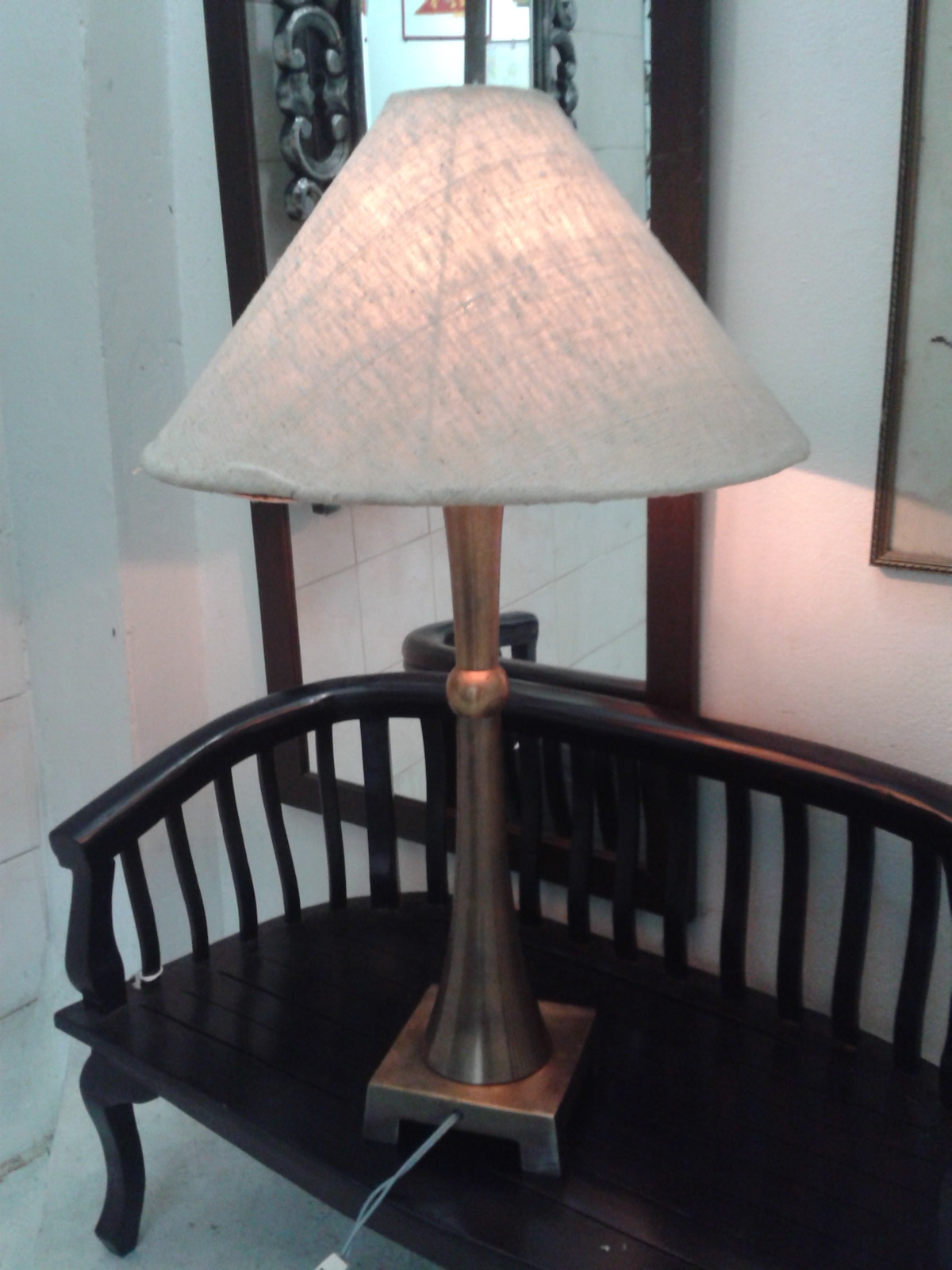 Table Lamp Code TBE001A material :brass