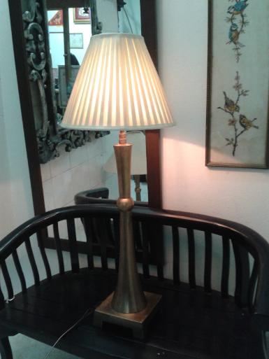 Table Lamp Item Code TBE001 material : brass