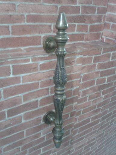 Brass door handle code AC.064 size L: 430 mm. W: 45 mm.