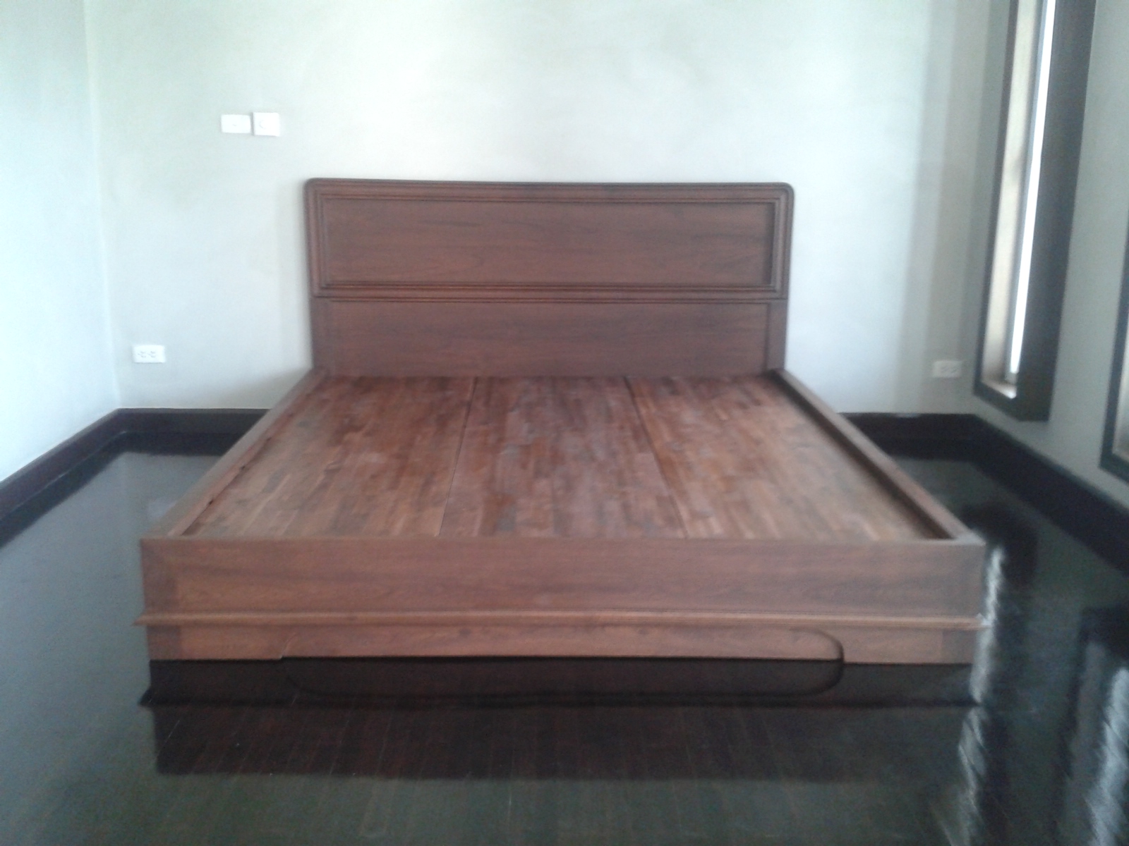 Bed teak wood king size