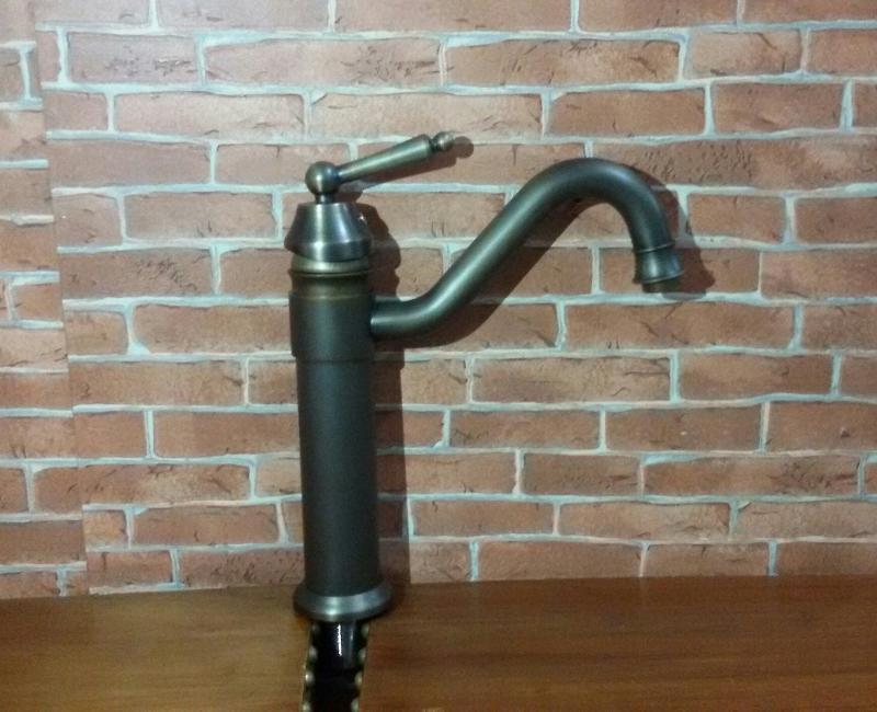 Antique Brass Faucet Item code FCB.001A size high 325 mm Dimension pipe 47 mm.