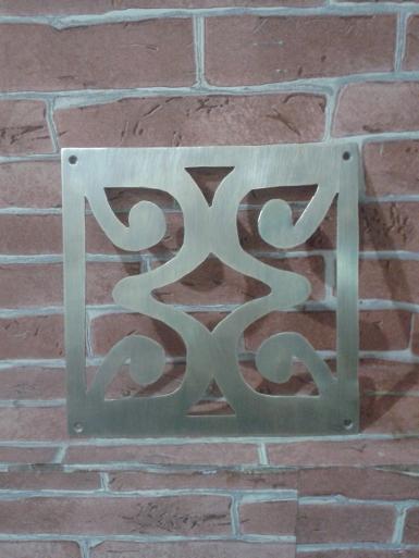 Brass Accessorie for decor code AE.001A  size 150 x 150 mm.