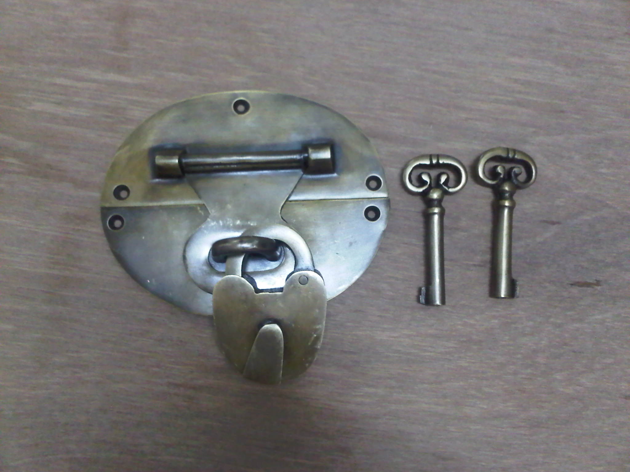 Brass door handle Code Q.020A  D: 127mm