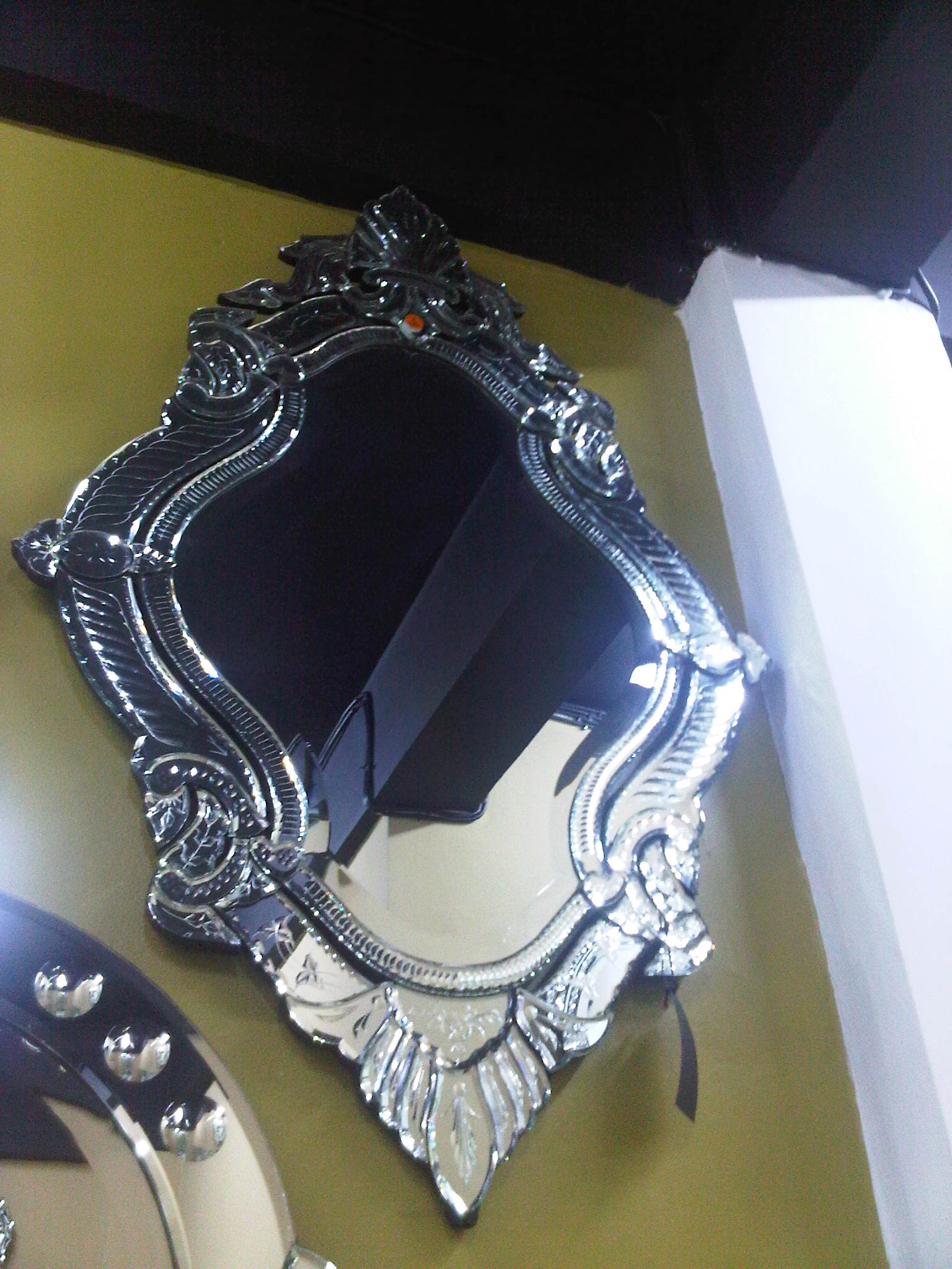 Mirror Glass Code MR40F size 120x60 cm.