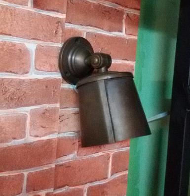 Brass wall lamp Item Code WLDL18 size base 56 mm.lamp high 80 mm wide 76 mm.
