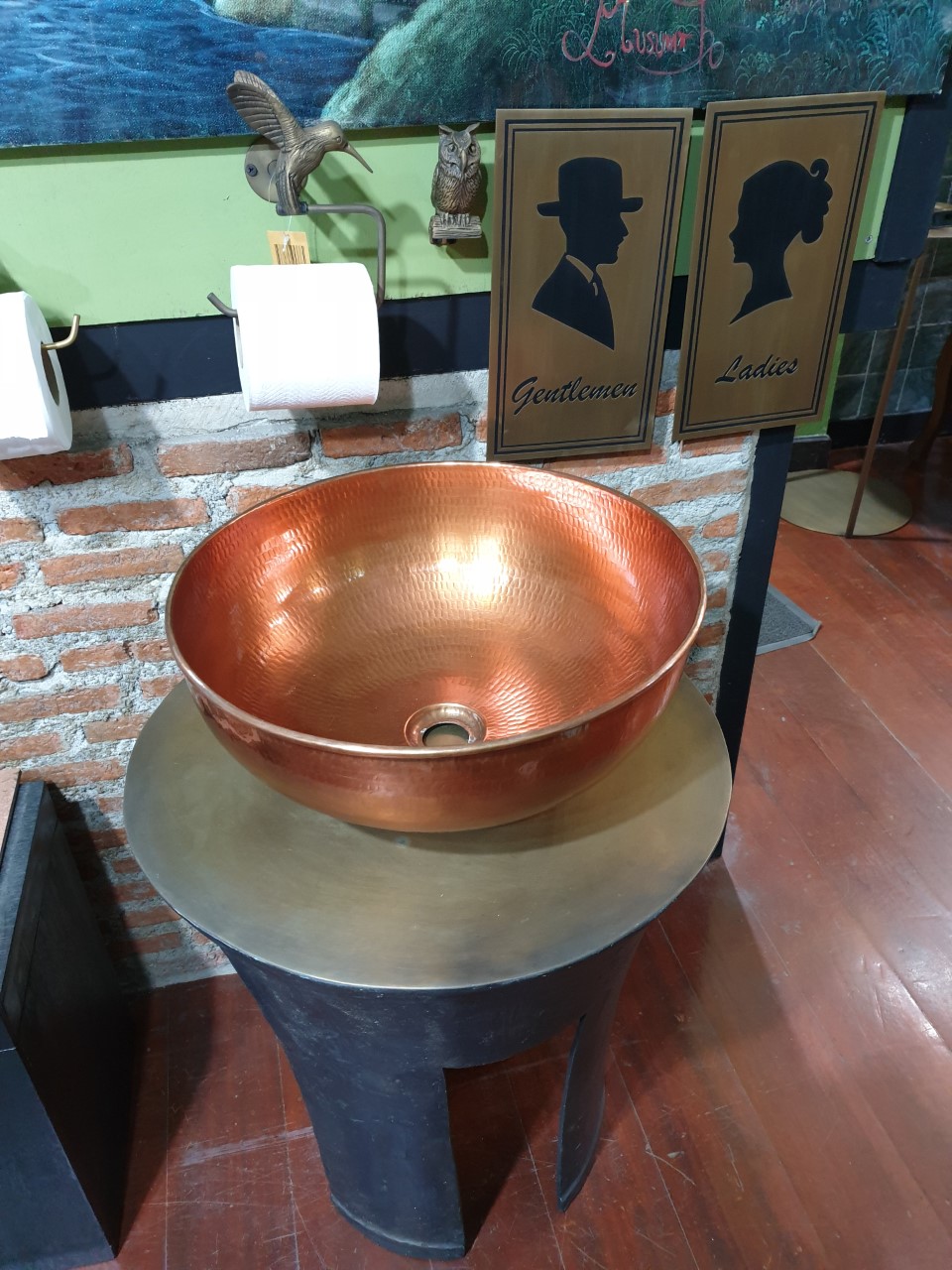 Copper sink code CPS001M  size 400 mm. High 170 mm.