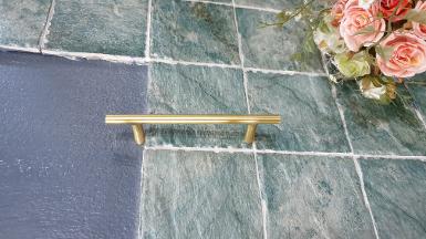 Brass door handle of Thailand.Item code C04TM size Long 160 mm D:9mm H total 40 mm