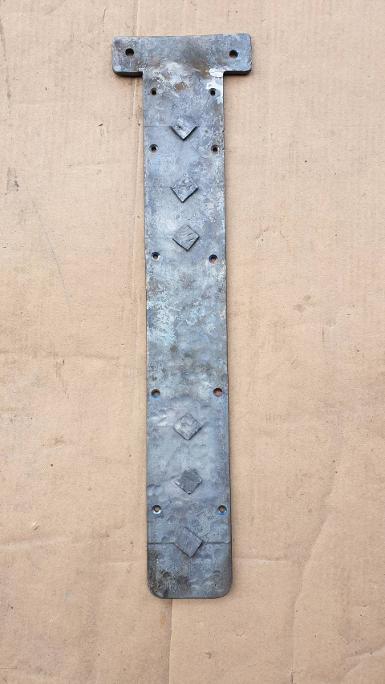 Iron accessories Item Code IRP063 size long 500 mm.wide 3'' Thickness 6 mm.base 4''