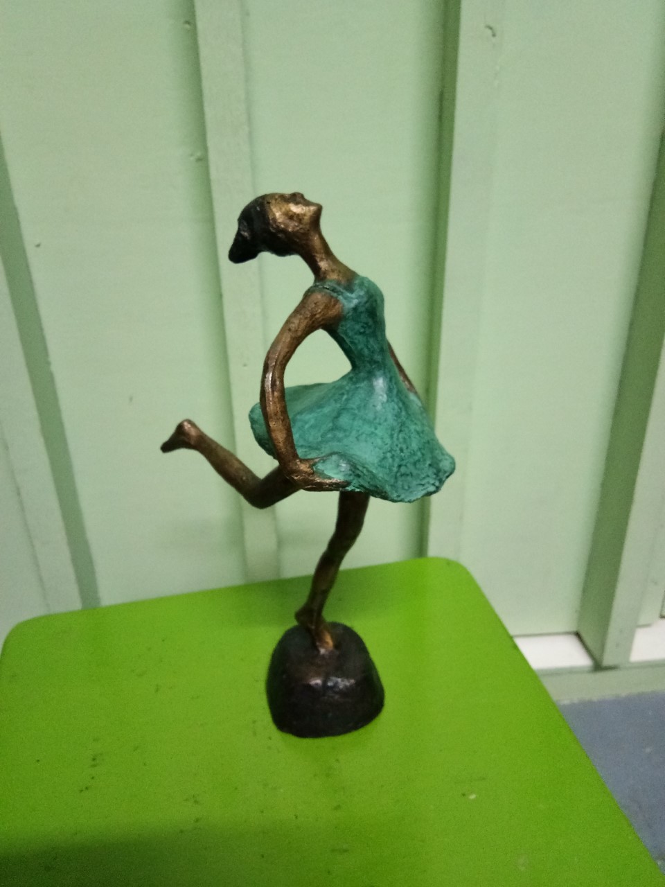 Brass statue Lady dance Item Code LADY D018 size high 210 mm. wide 100 mm.