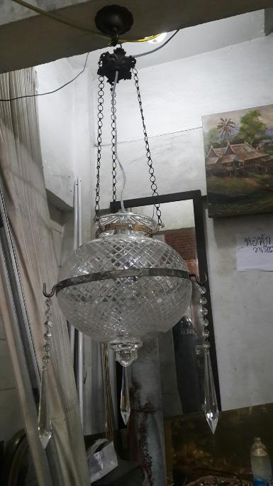 Hanging Lamp Item code HGLID19 size Glass dimension30 cm. long include chain 90 cm.