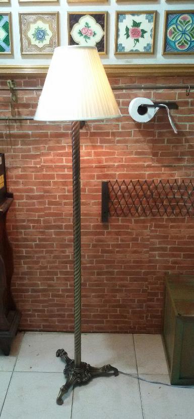 Brass Floor Lamp Code Code FL002PT size high 150 cm. lamp shade 15 x 26 x 33 cm.