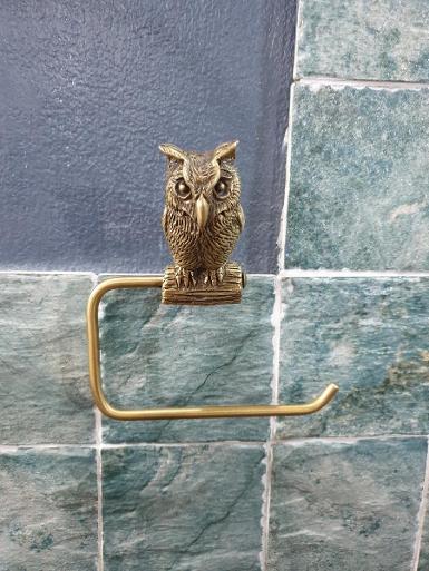 Toilet pepper hook material is brass