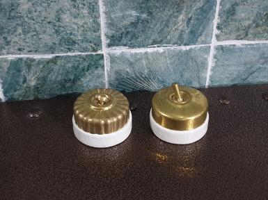 Swith brass with ceramic Item Code SW031S size wide 57 mm high 31 mm.price per each
