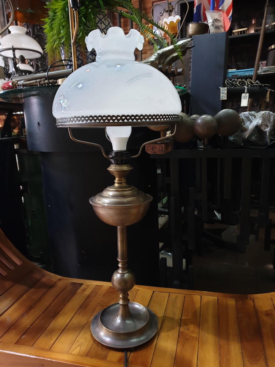Brass Table Lamp Item Code TBLS019B size base 180 mm. H 720 mm. glass 11''