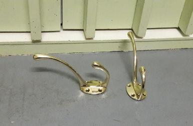 Brass hook Code.A19TH L_160 mm wide 45 mm. 
