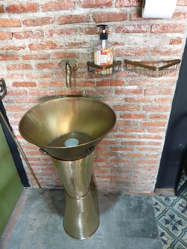 Brass sink with stand Item Code BSST18 size sink 40 x h 20 cm. stand high 64 cm.