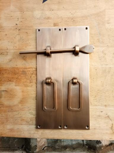 Brass Door lock Code Q031L size one plate 70 x 270 mm.thickness 3 mm.total wide 140 mm.