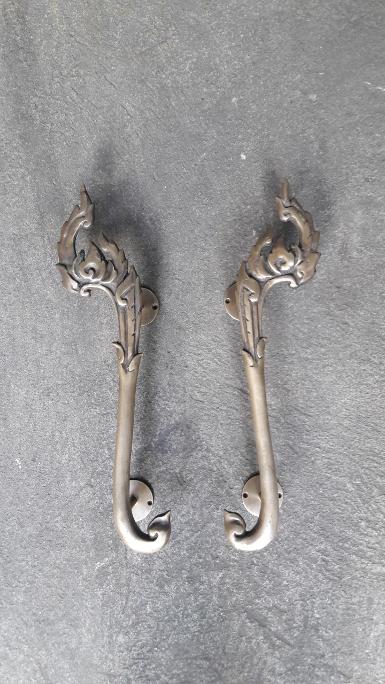 Thai style handle material brass Item Code TSH18 size long 40 cm.